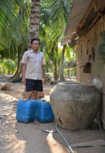 A family lacks fresh water